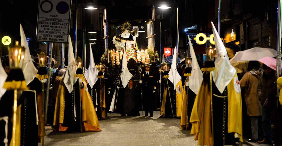 Procesión do Santo Enterro en Pontevedra