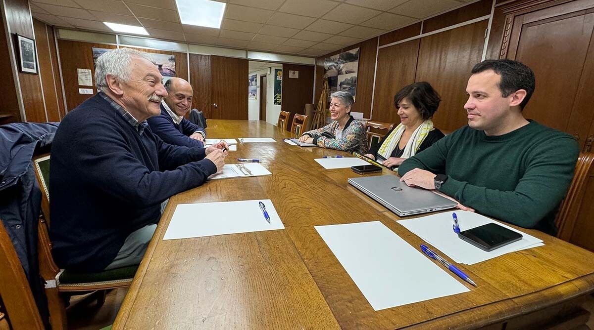 Xuntanza de César Mosquera coa directora xeral de Costas, Ana Oroño