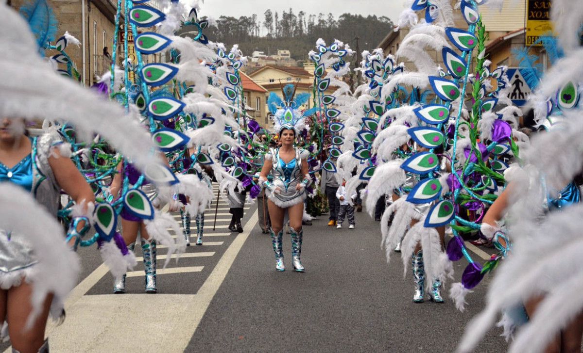 Desfile de carnaval en Poio