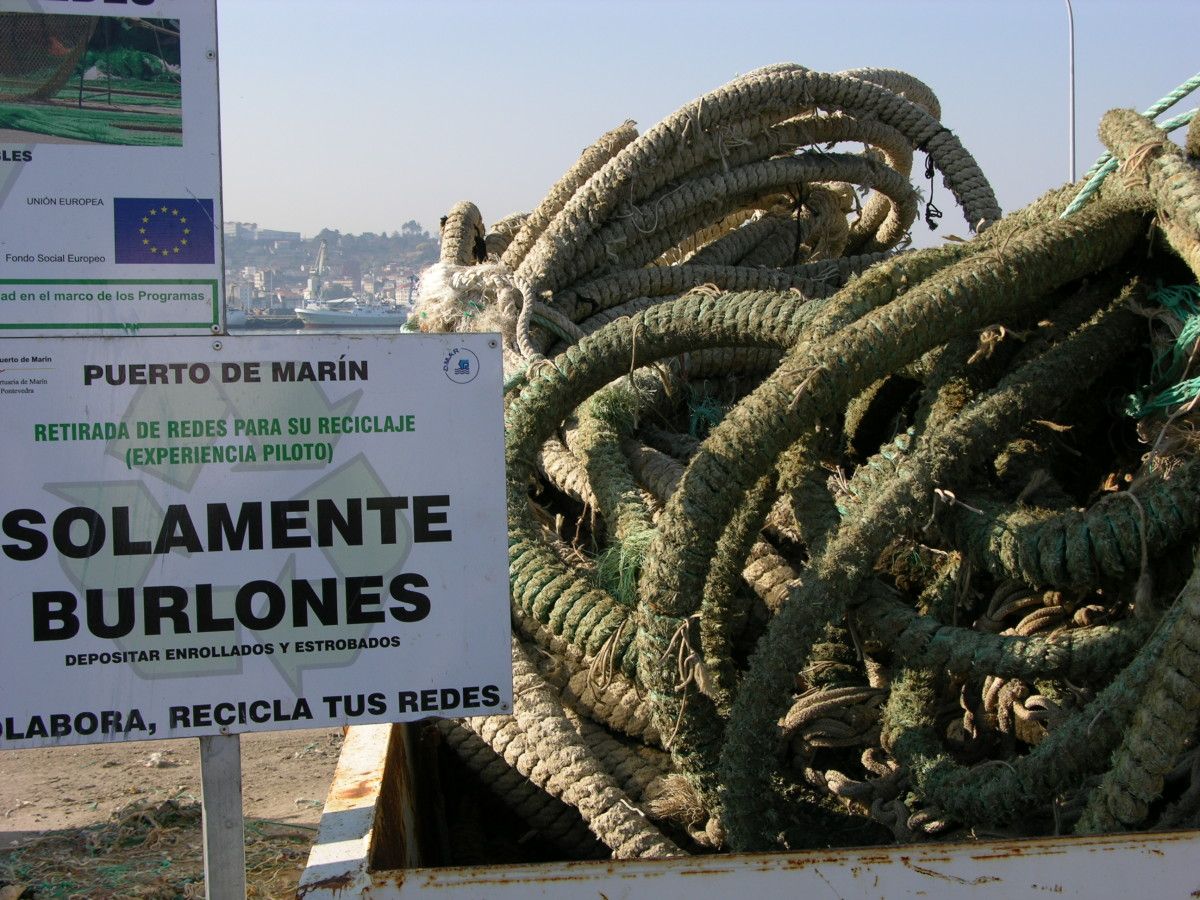 Residuos retirados no Porto de Marín