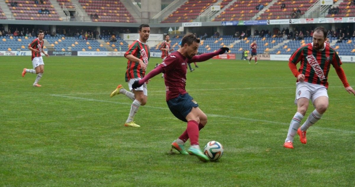 Partido entre Pontevedra y Rácing Villalbés en Pasarón