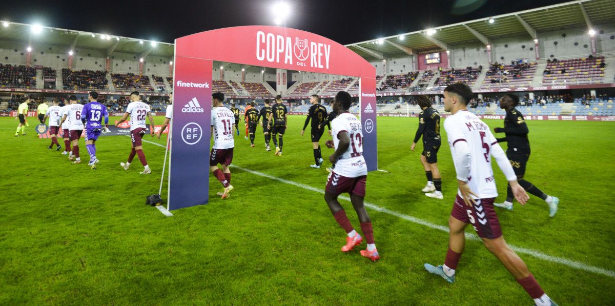 Partido entre Pontevedra CF y CD Tenerife en Pasarón en la Copa del Rey 22-23