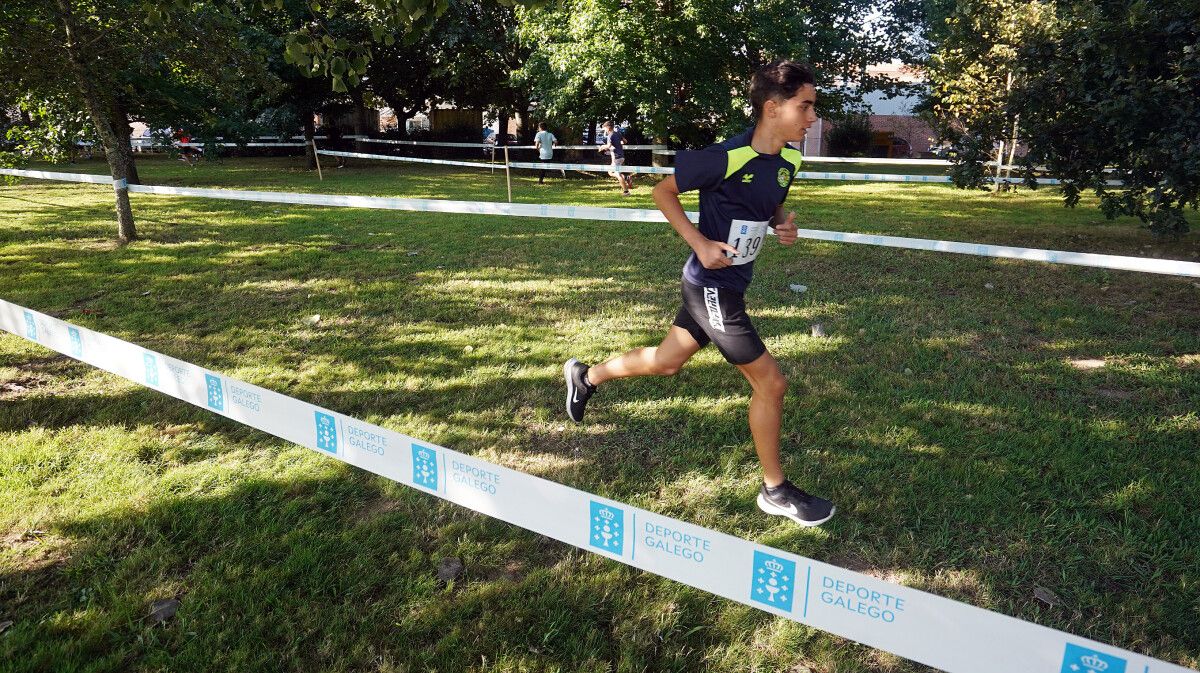 Campeonato Escolar Zonal de Campo a Través 2023 en la Illa das Esculturas