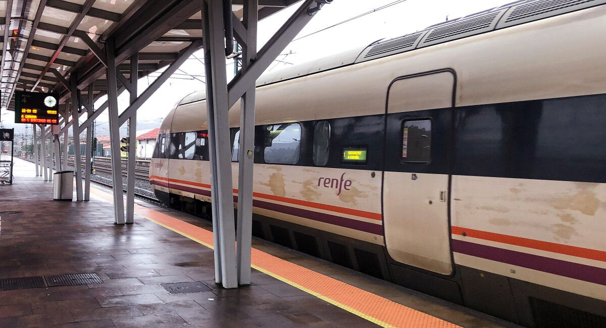 Tren en la estación de Pontevedra