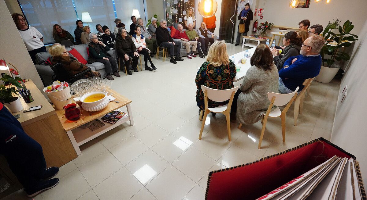 Actividad participativa en el Centro de Día Al faRo Mayores