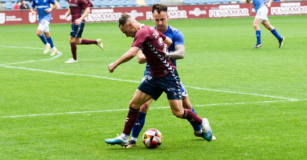 Partido de liga entre Pontevedra y Covadonga en Pasarón