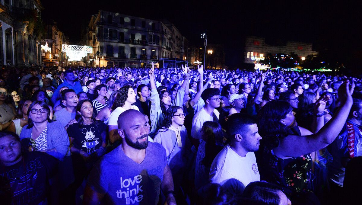 Concerto de La La Love You nas Festas da Peregrina