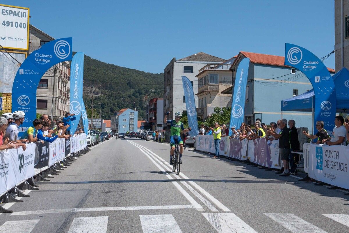 Marc Torres en la llegada a meta de la Domaio Heroica