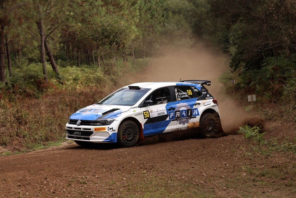 Francisco Dorado y Andrea Lamas, en el Rally Mix de Portas