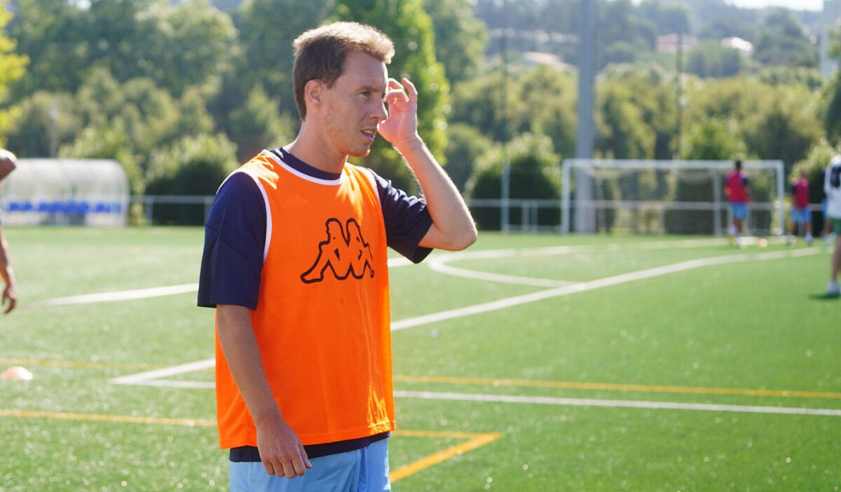 Yelko Pino, entrenando con el Pontevedra en A Xunqueira