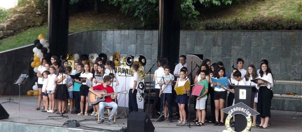 Actuación de alumnado de la Escola Municipal de Música de Marín