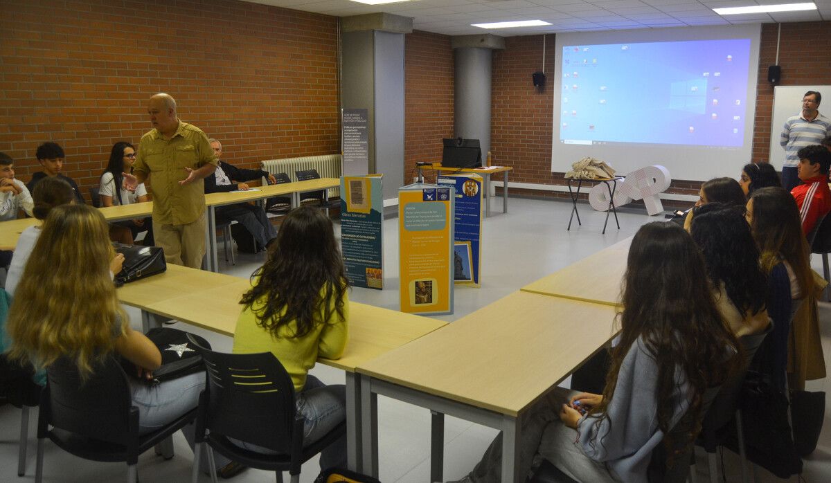 Acto de bienvenida para el alumnado de la modalidad presencial del Grado en Dirección y Gestión Pública