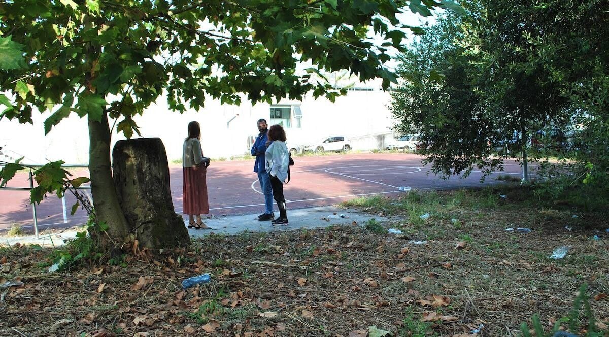 Visita de los ediles del PP al barrio de Pontemuíños