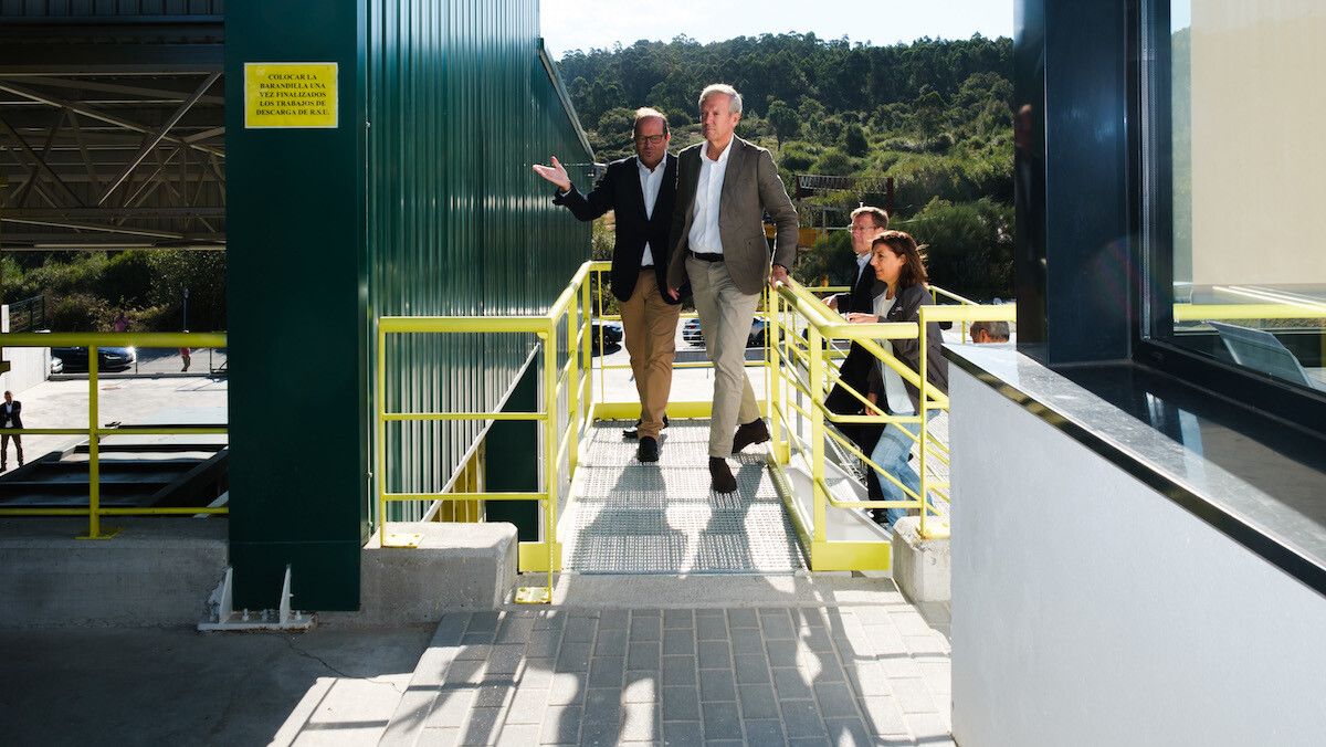 Visita de Alfonso Rueda a la planta de transferencia de residuos de A Lama