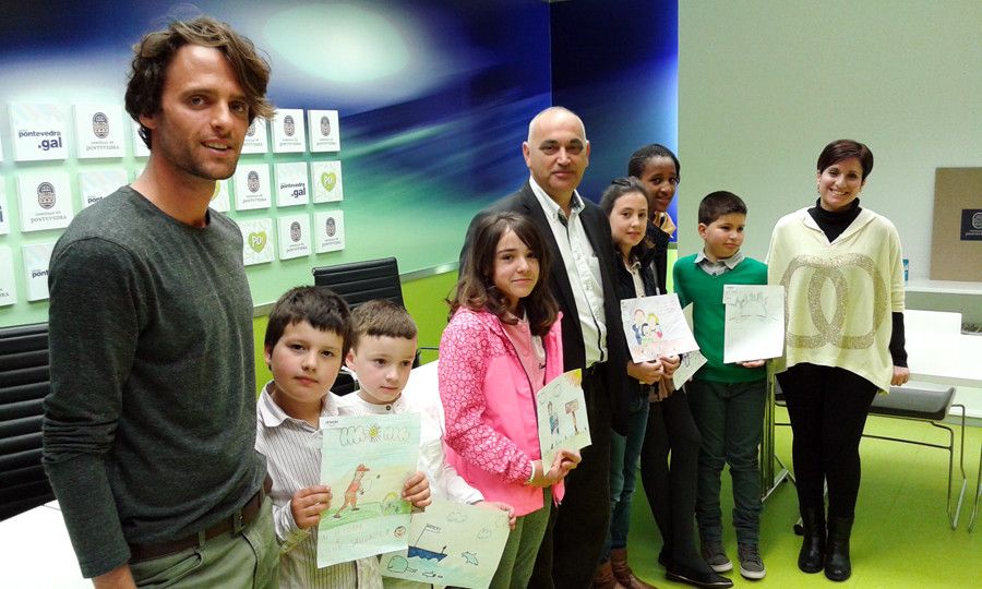 Entrega de premios del concurso de dibujo de Anedia