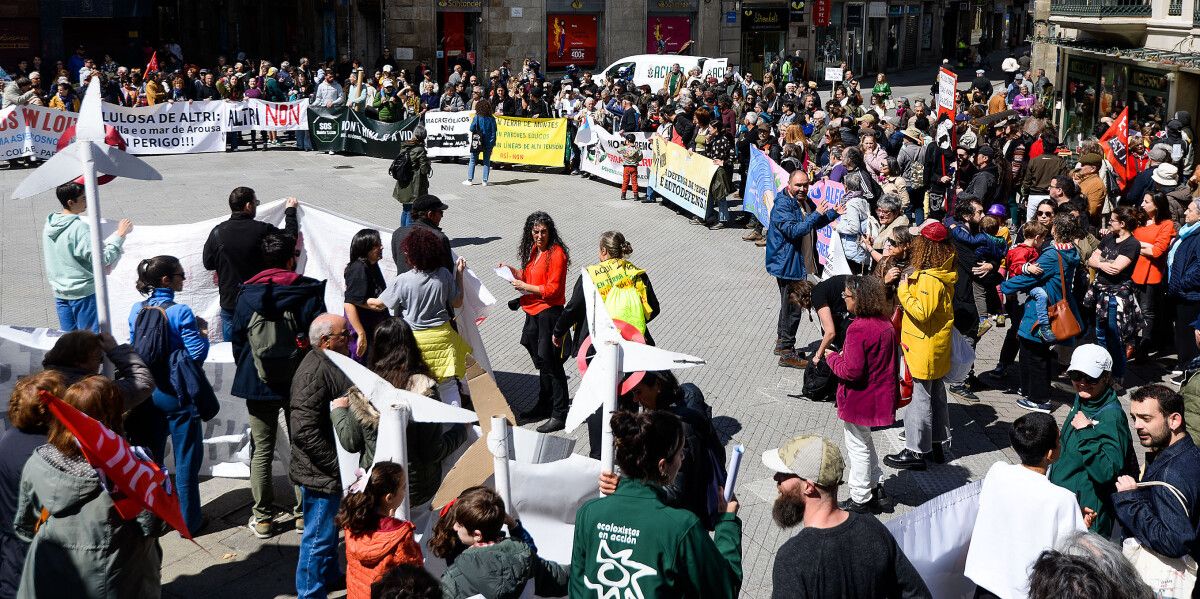 Manifestación 'O Pobo Galego Unido Contra a Depredación Enerxética' en Pontevedra