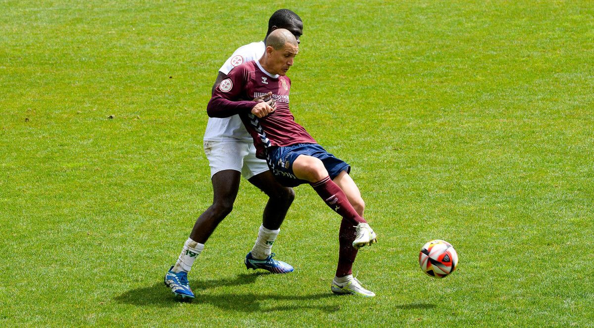 Rufo, en el partido de liga entre Pontevedra y Racing Villalbés en Pasarón