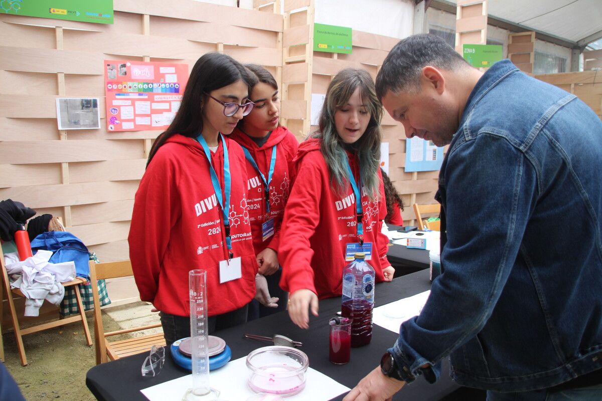 Participantes en la Feira da Ciencia