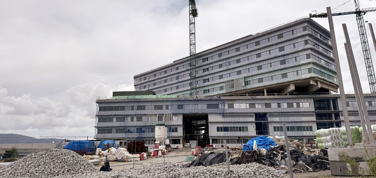 Obras de construción do nuevo Hospital de Montecelo