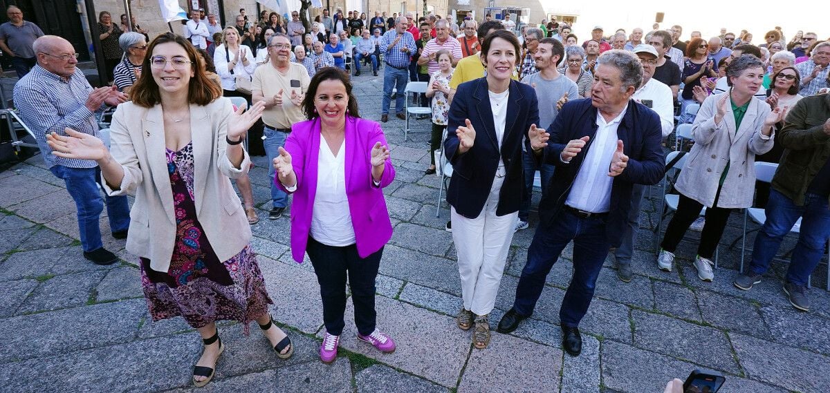 Mitin de la campaña a las elecciones europeas del BNG en la Praza do Teucro