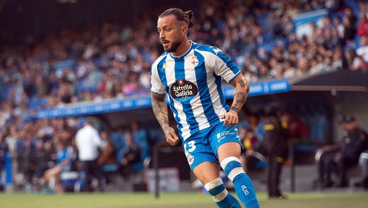 Héctor Hernández, en un partido con el Deportivo