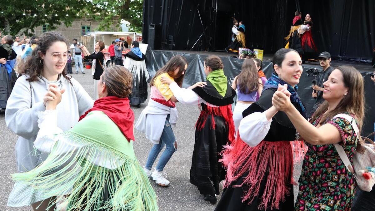 Celebración do 40 aniversario de Os Trazantes de Tenorio