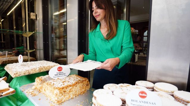 Deliciosas especialidades no escaparate de Confitería Solla