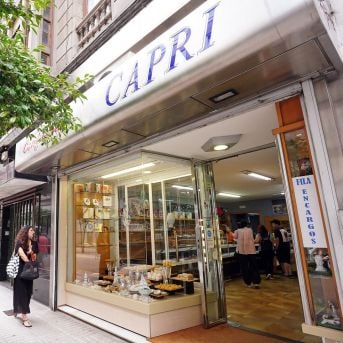 Confitería Capri, en García Camba, 9 (Pontevedra)