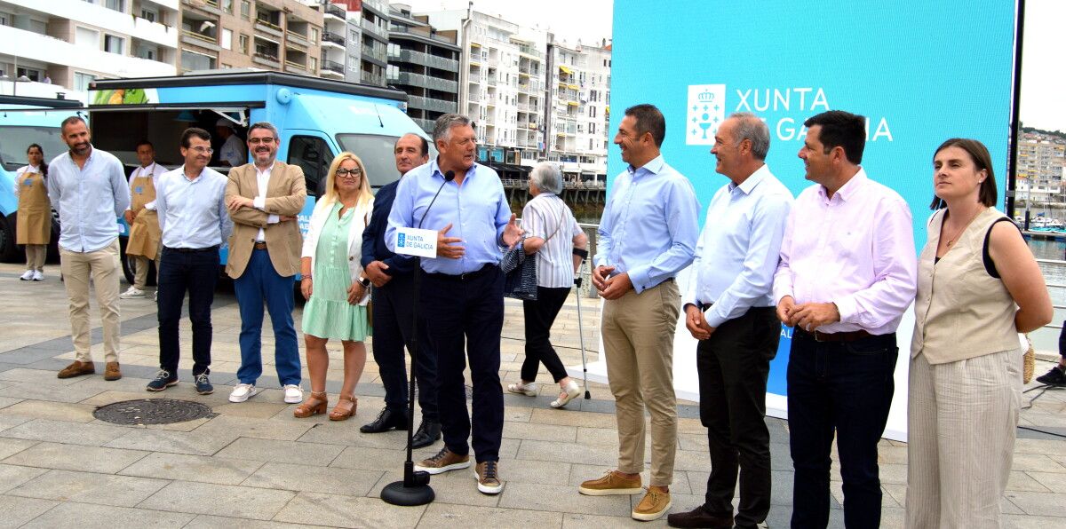 Campaña 'Galicia sabe amar' en Sanxenxo