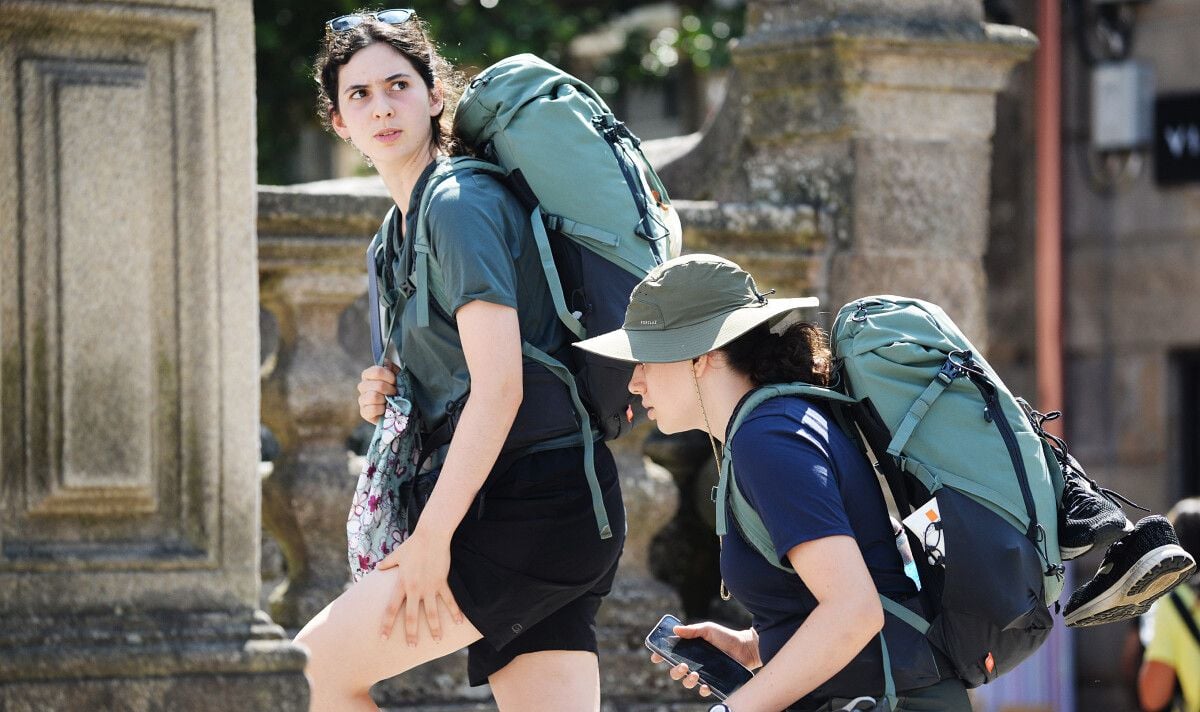 Peregrinas realizando unha visita turística nas Rías Baixas