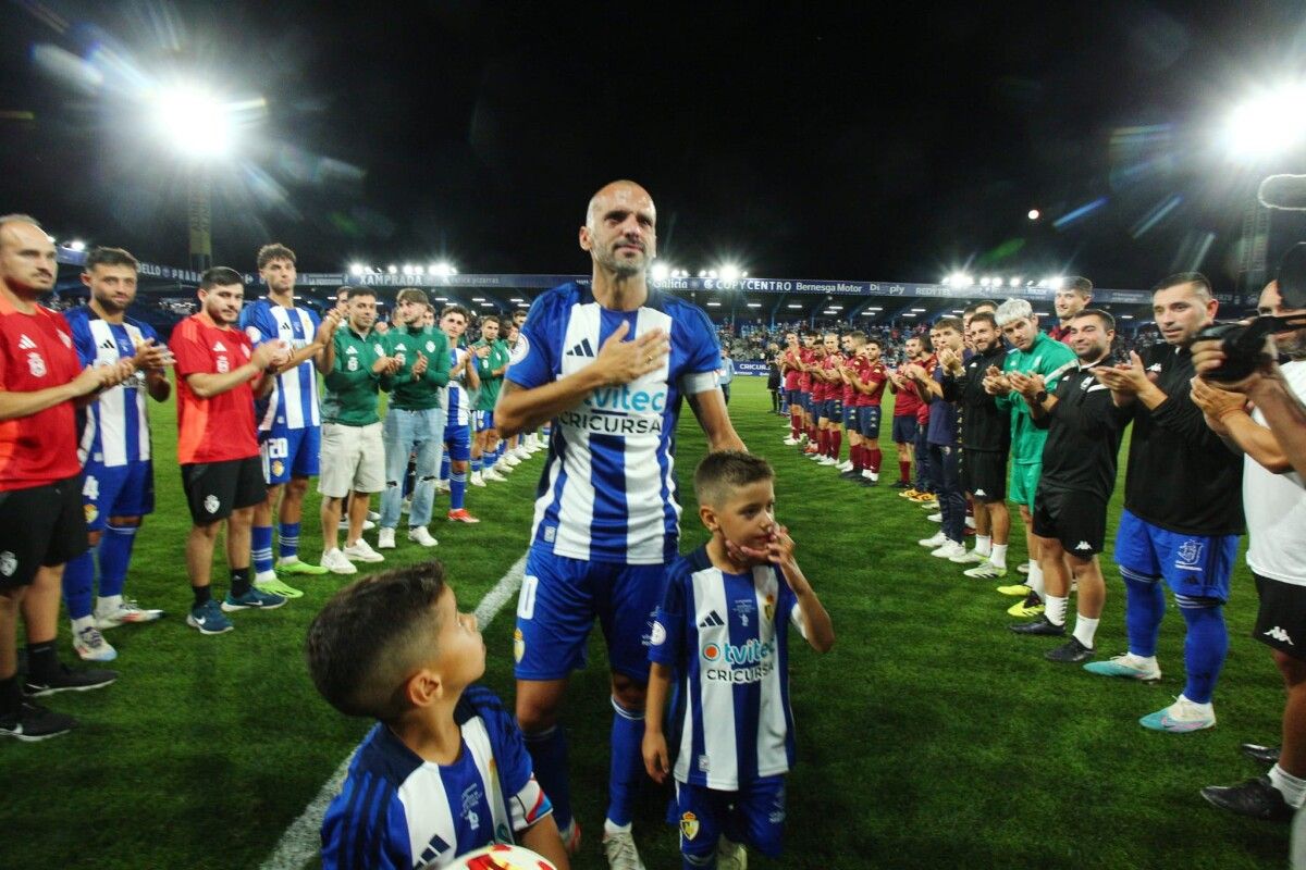 El Pontevedra participa en el homenaje a Yuri de Souza en El Toralín