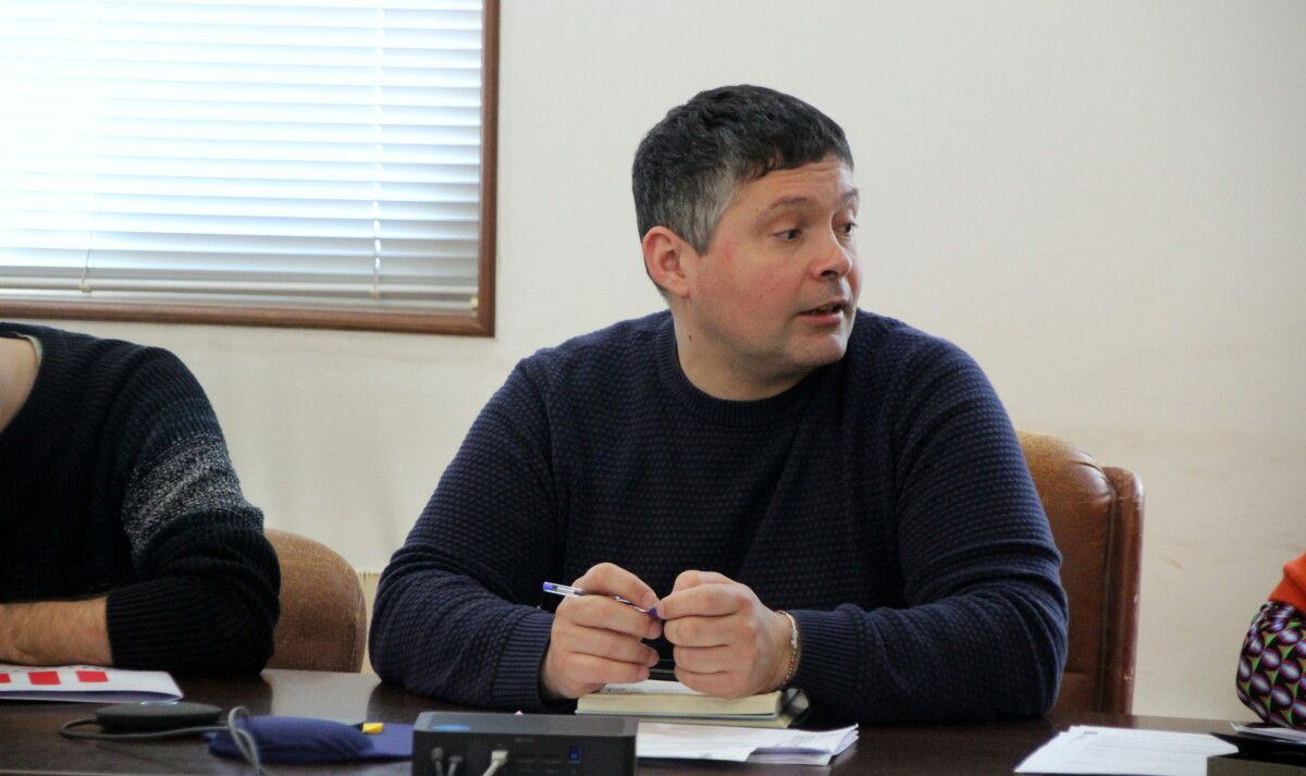 Manu Lourenzo, alcalde de Soutomaior, durante un pleno