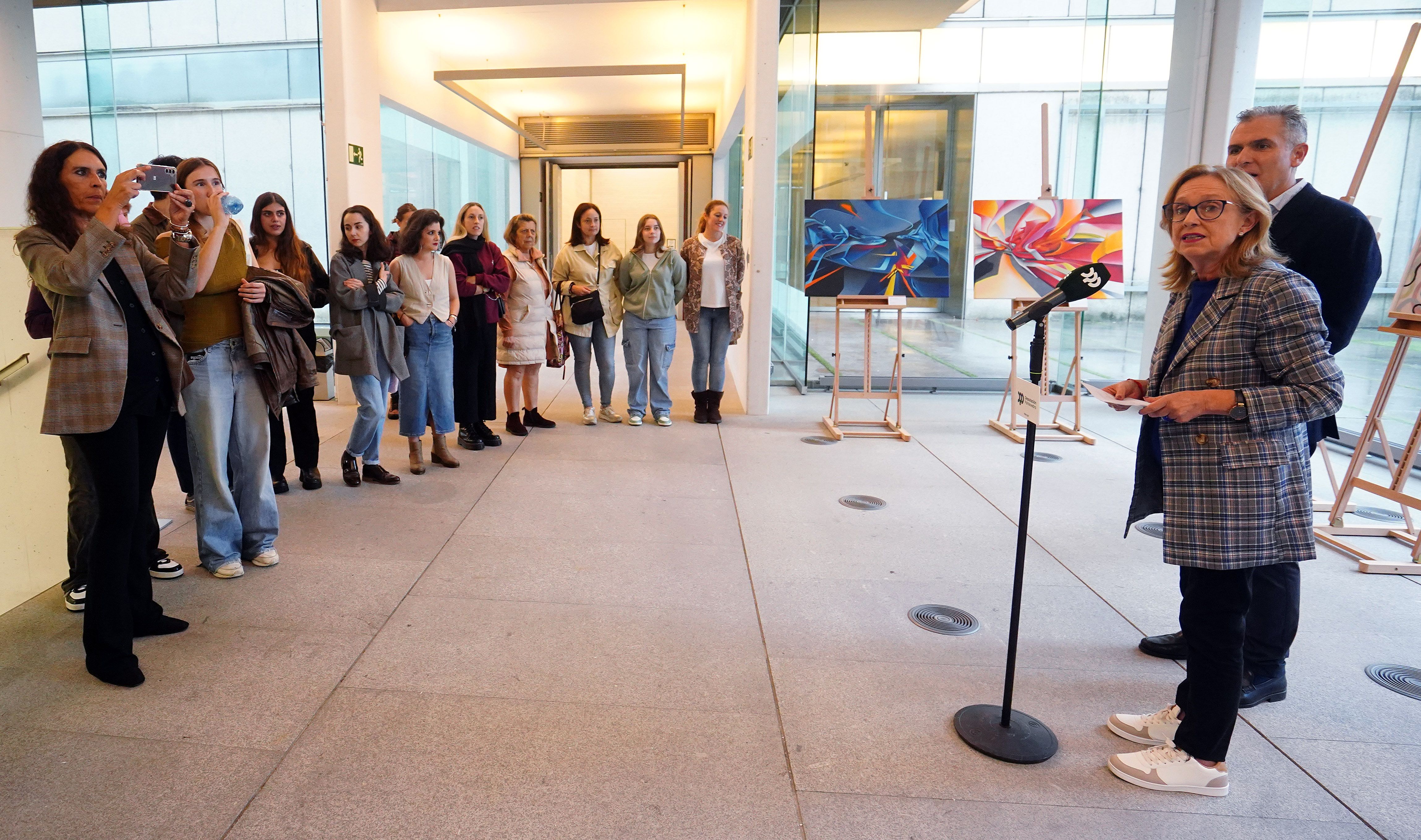 Exposición de pintura del encuentro Pontevedra Literaria