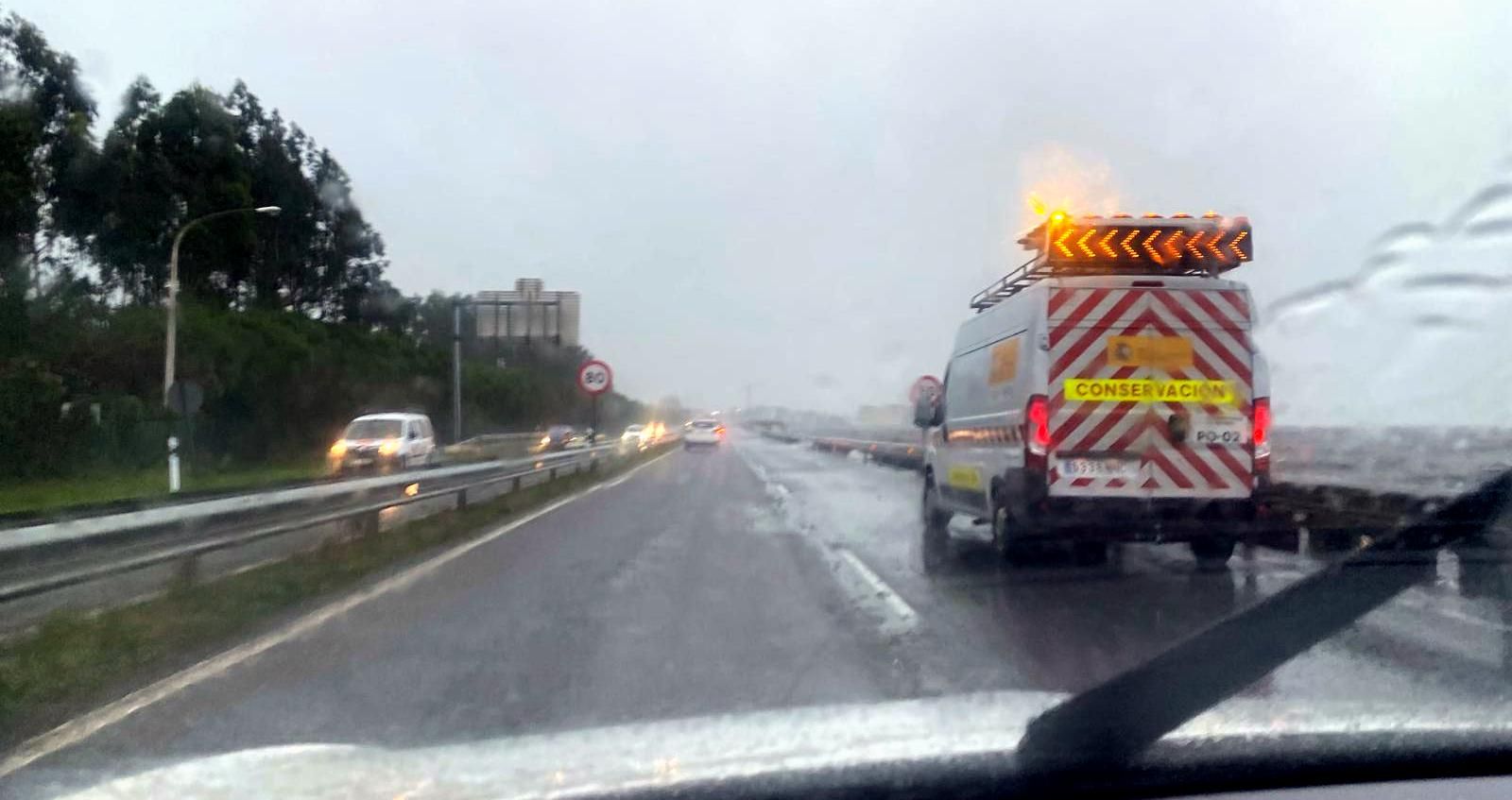 Corte de tráfico na PO-11 entre Pontevedra e Marín