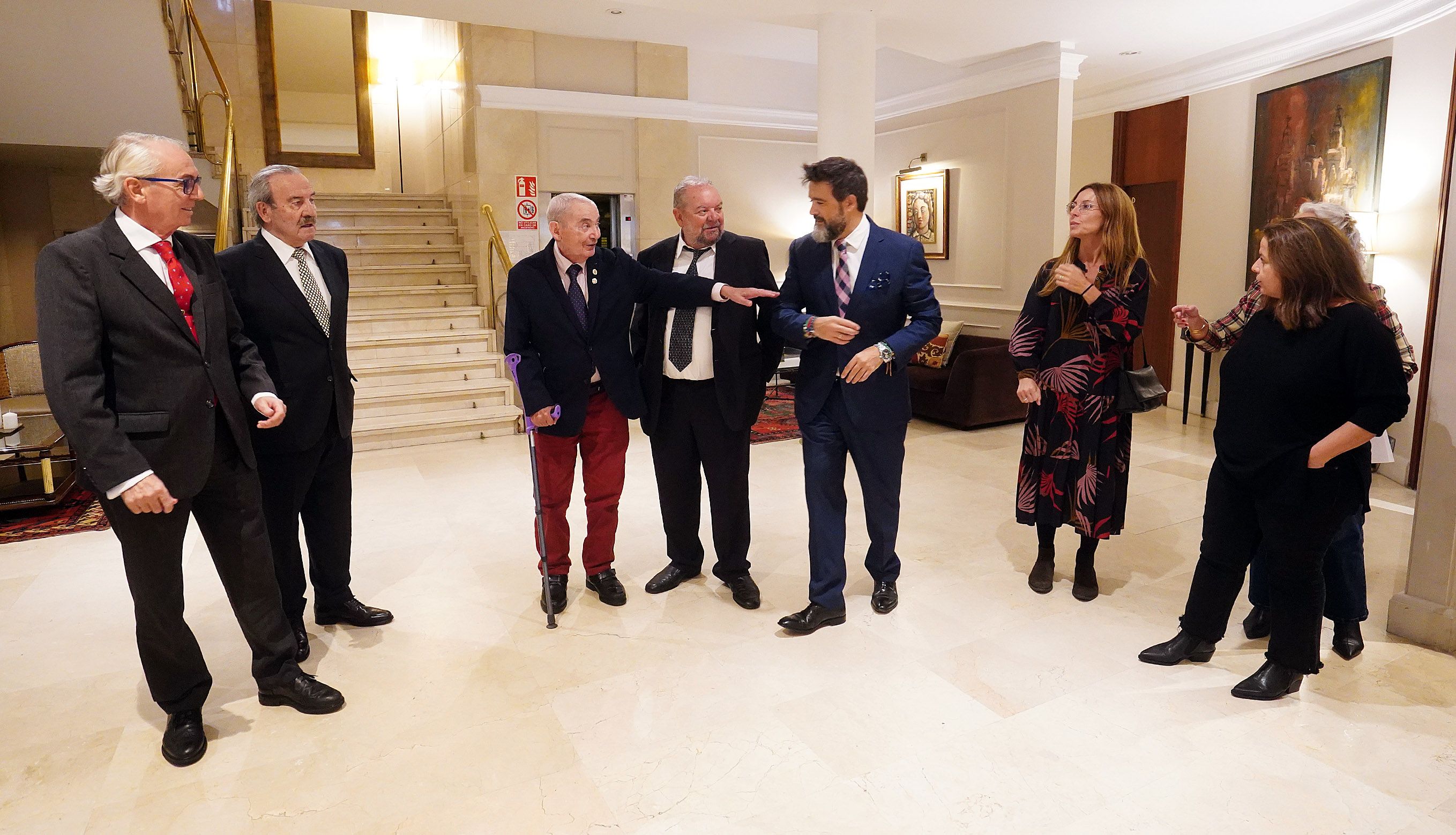 Homenaje a los nuevos socios de honor del Liceo Casino de Pontevedra