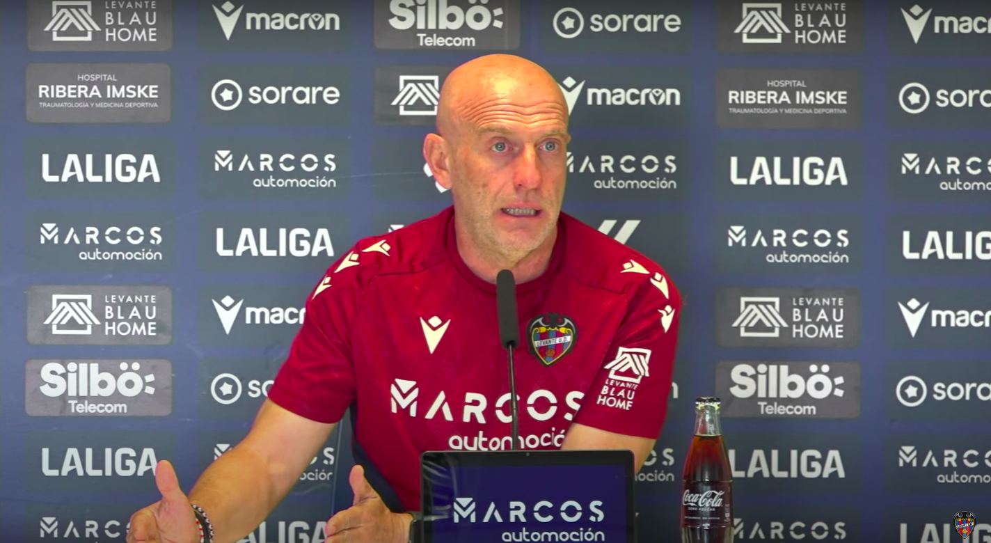 Rueda de prensa de Julián Calero, entrenador del Levante