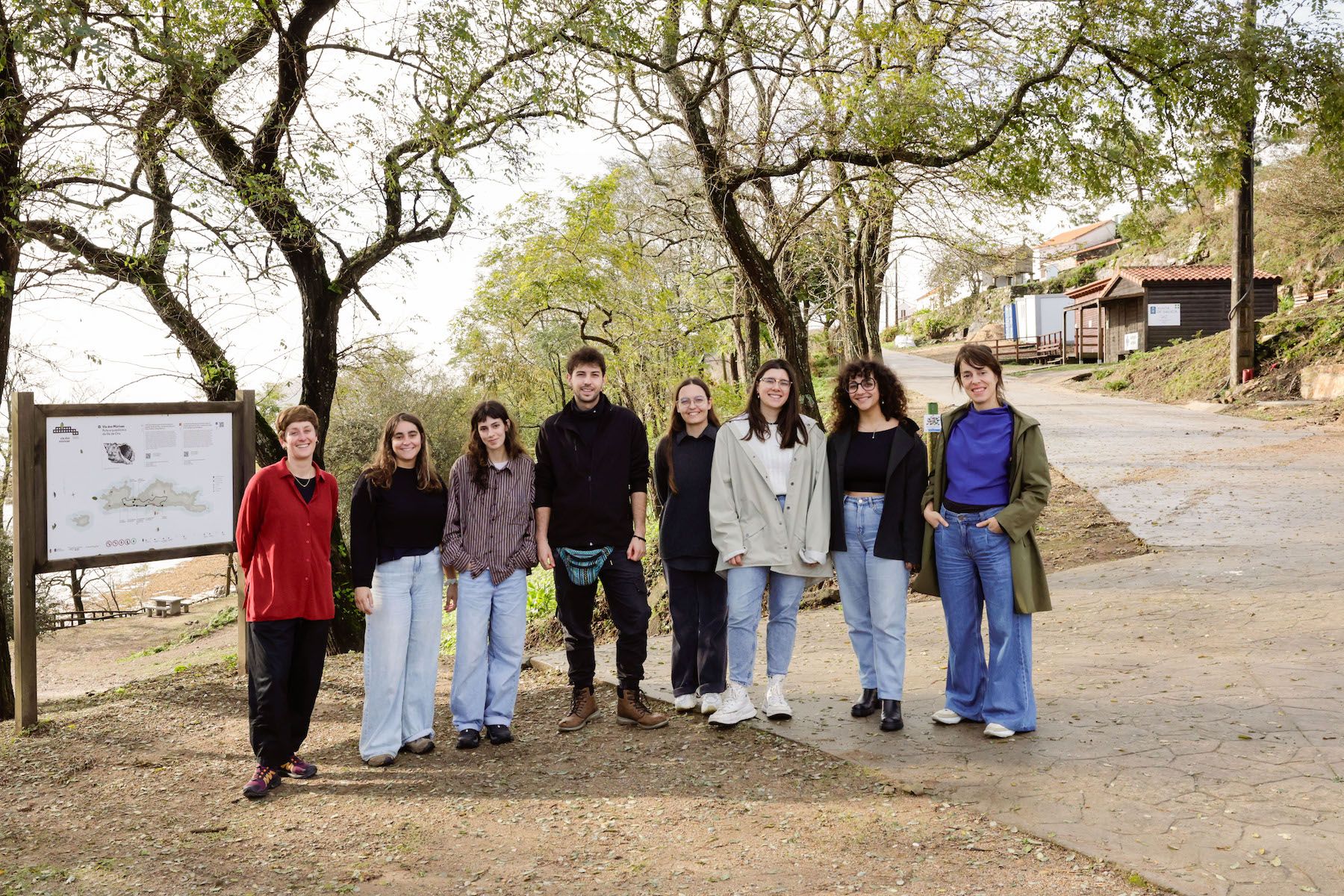 Participantes en la II Residencia FICBUEU en la Illa de Ons