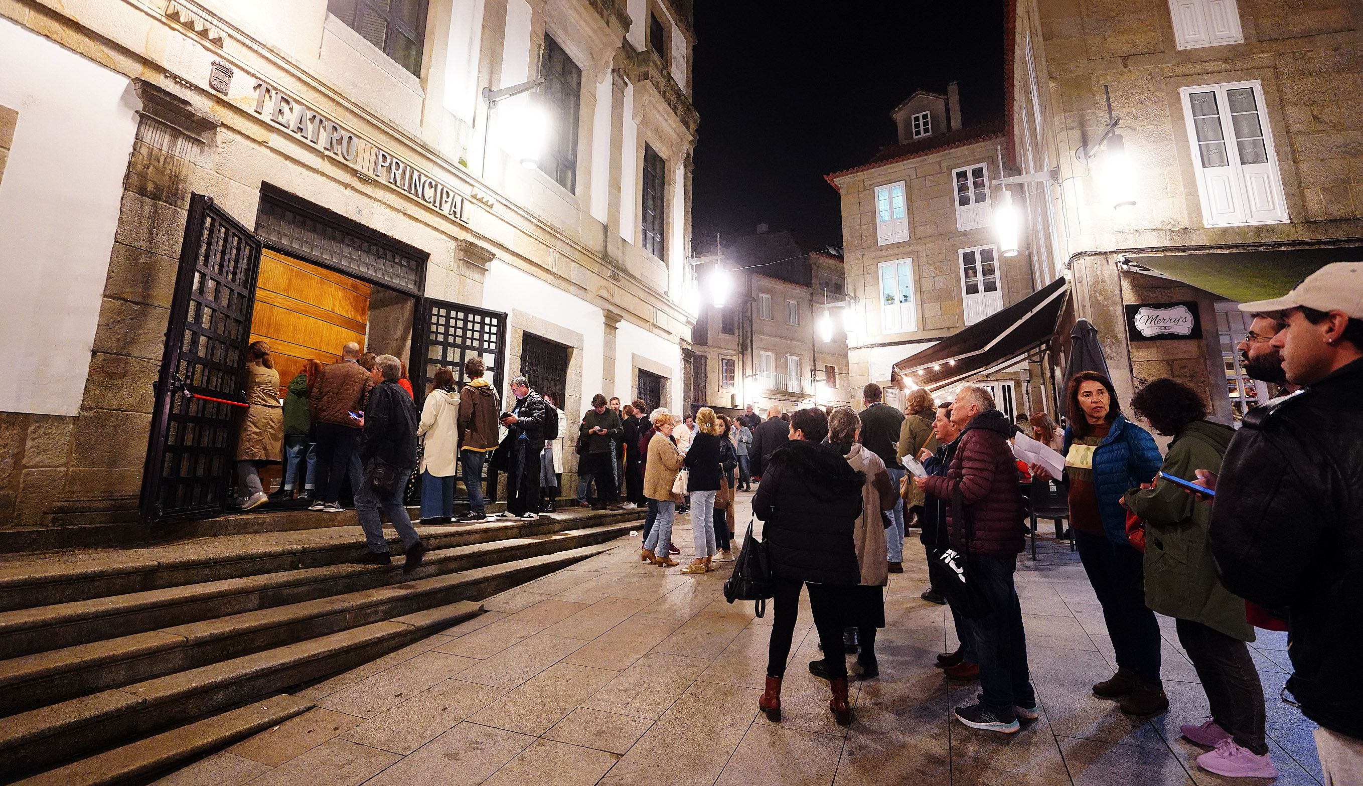 Representación de "O único que verdadeiramente quixen toda a vida é ser delgada", en Ponteatro