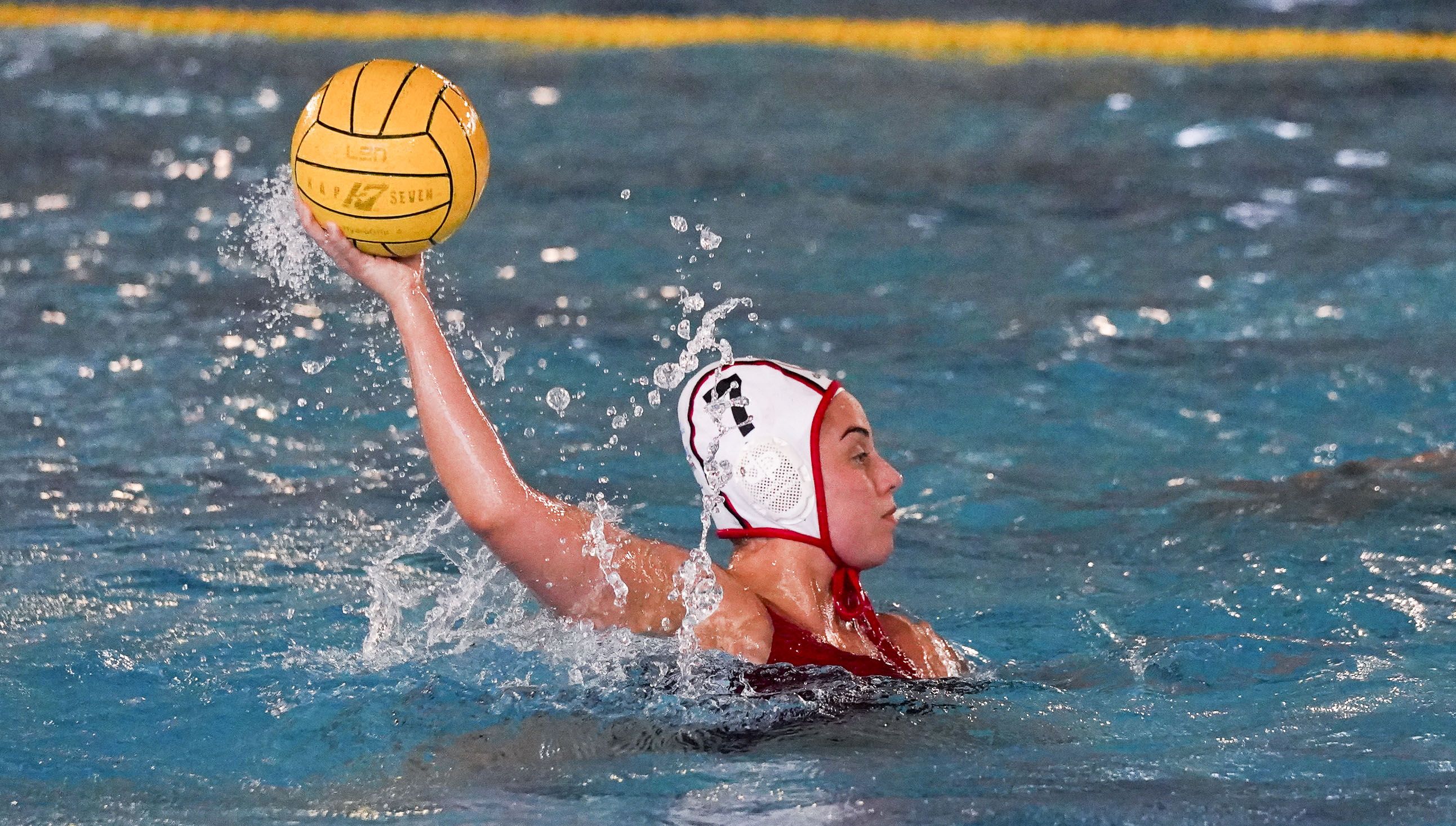 Partido entre o Waterpolo Pontevedra e o CN Molins de Rei en Rías do Sur