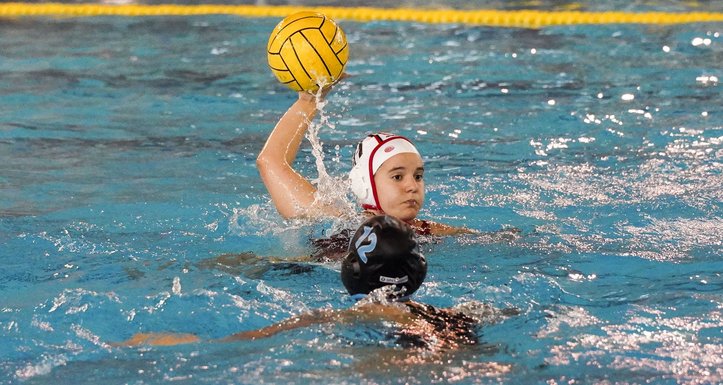 Partido entre el Waterpolo Pontevedra y el CN Molins de Rei en Rías do Sur