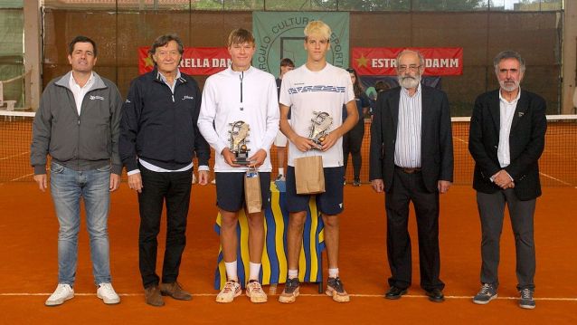 Entrega de trofeos masculina do ITF Junior de Sanxenxo