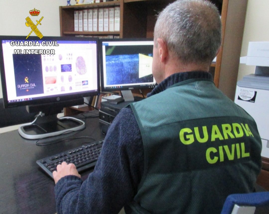 Área de investigación da Garda Civil de Sanxenxo