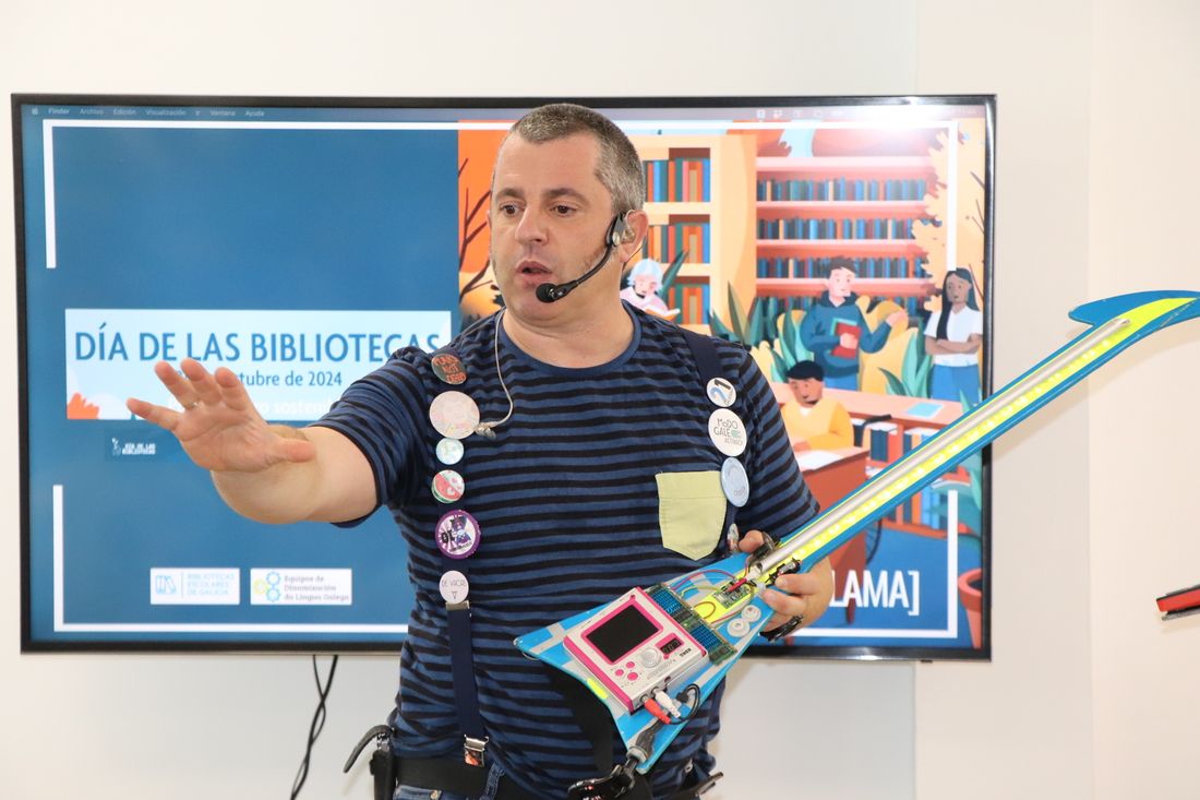 Espectáculo 'Rockeando con Ramona Órbita' de Pakolas en el colegio de A Lama 