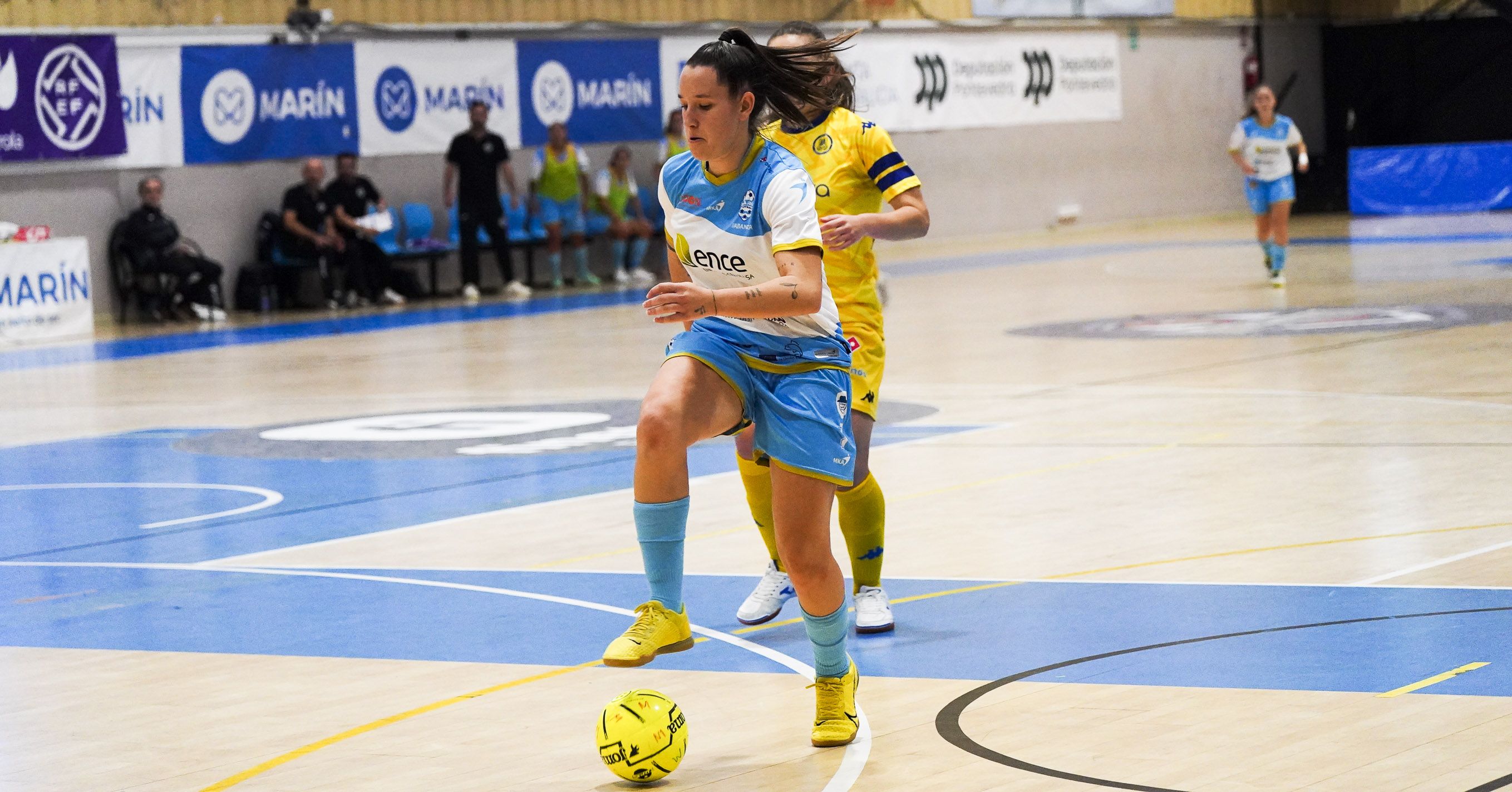 Partido entre Marín Futsal y Alcorcón en A Raña