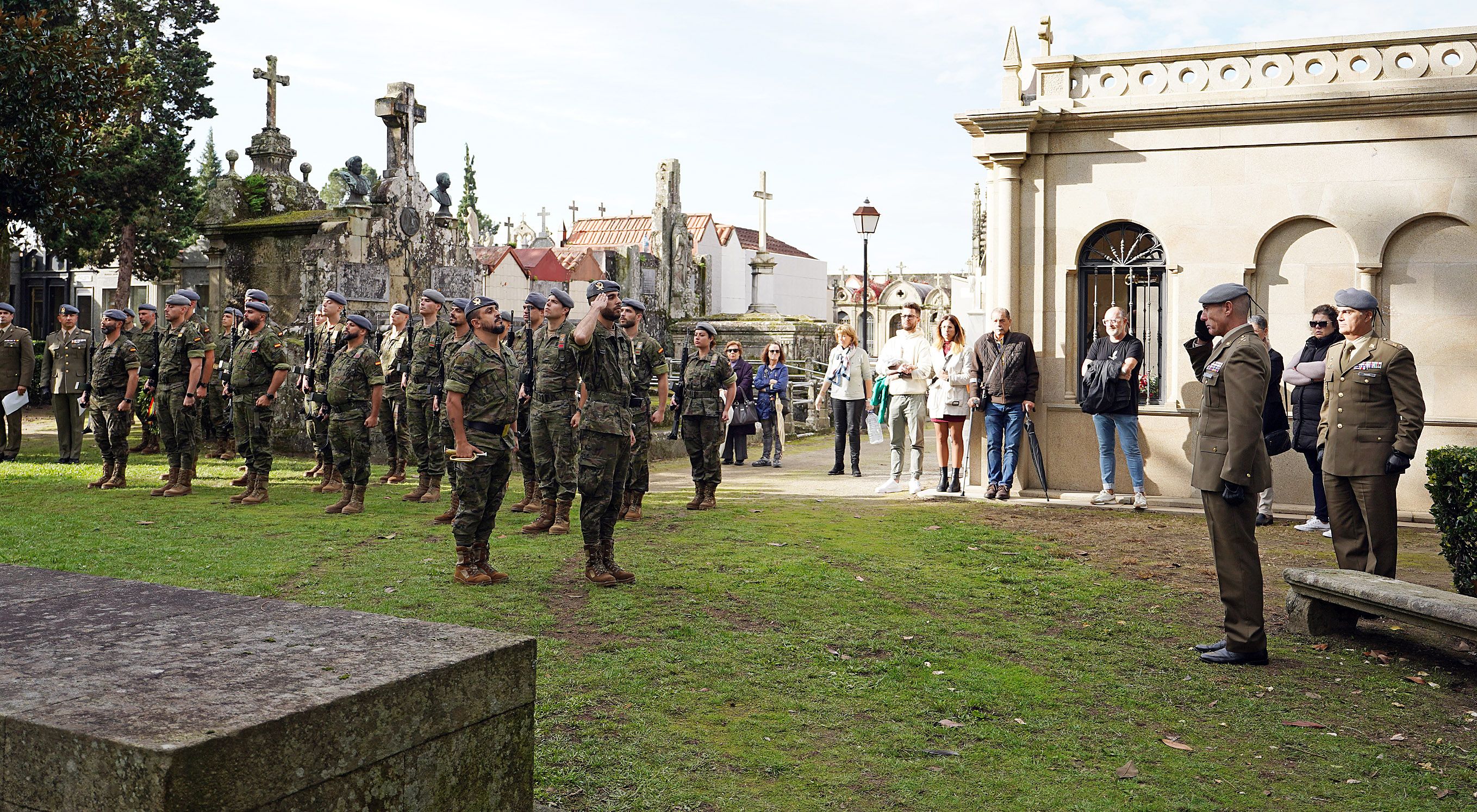 Homenaxe aos Caídos pola Patria no Cemiterio de San Amaro