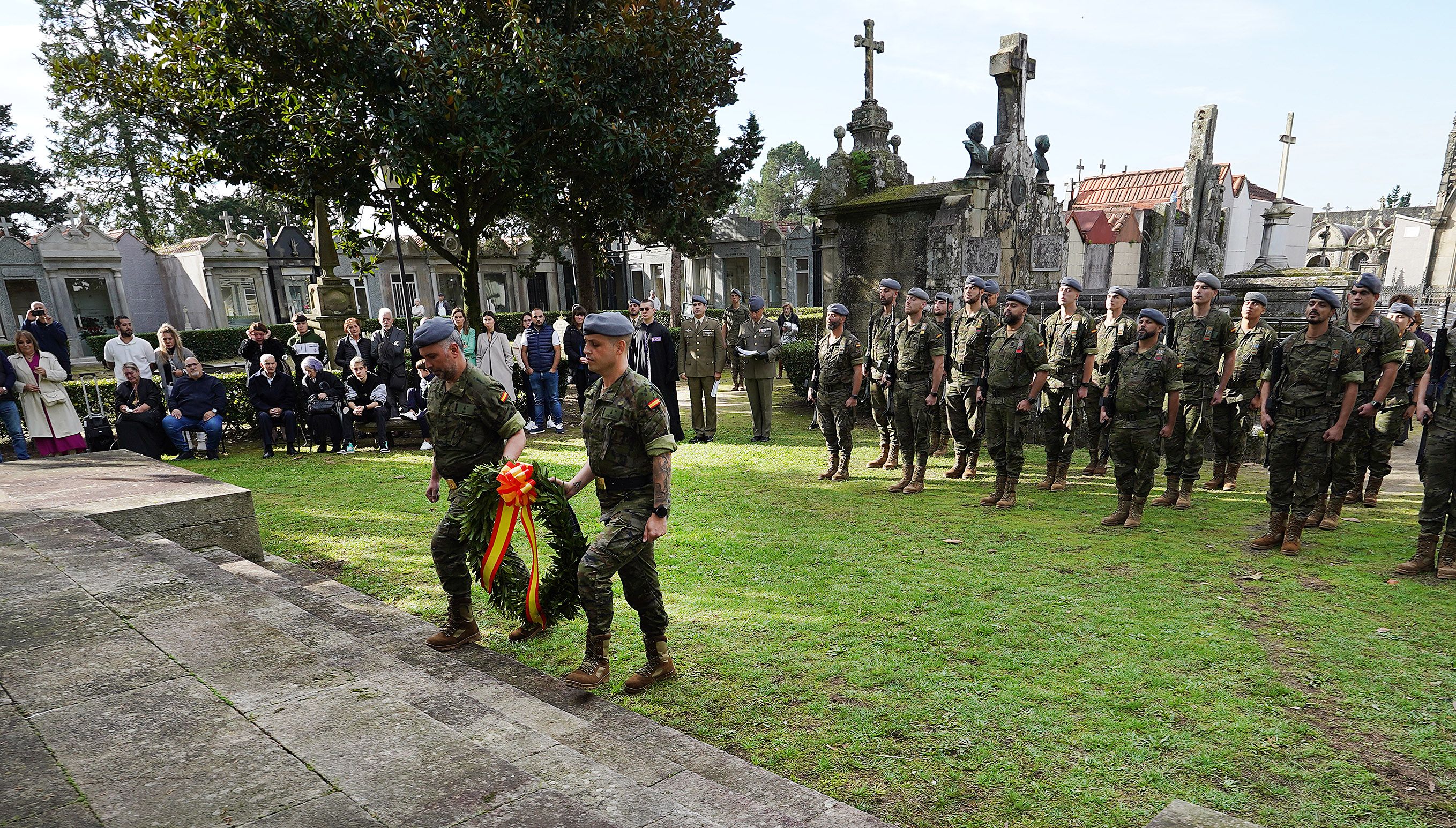 Homenaxe aos Caídos pola Patria no Cemiterio de San Amaro