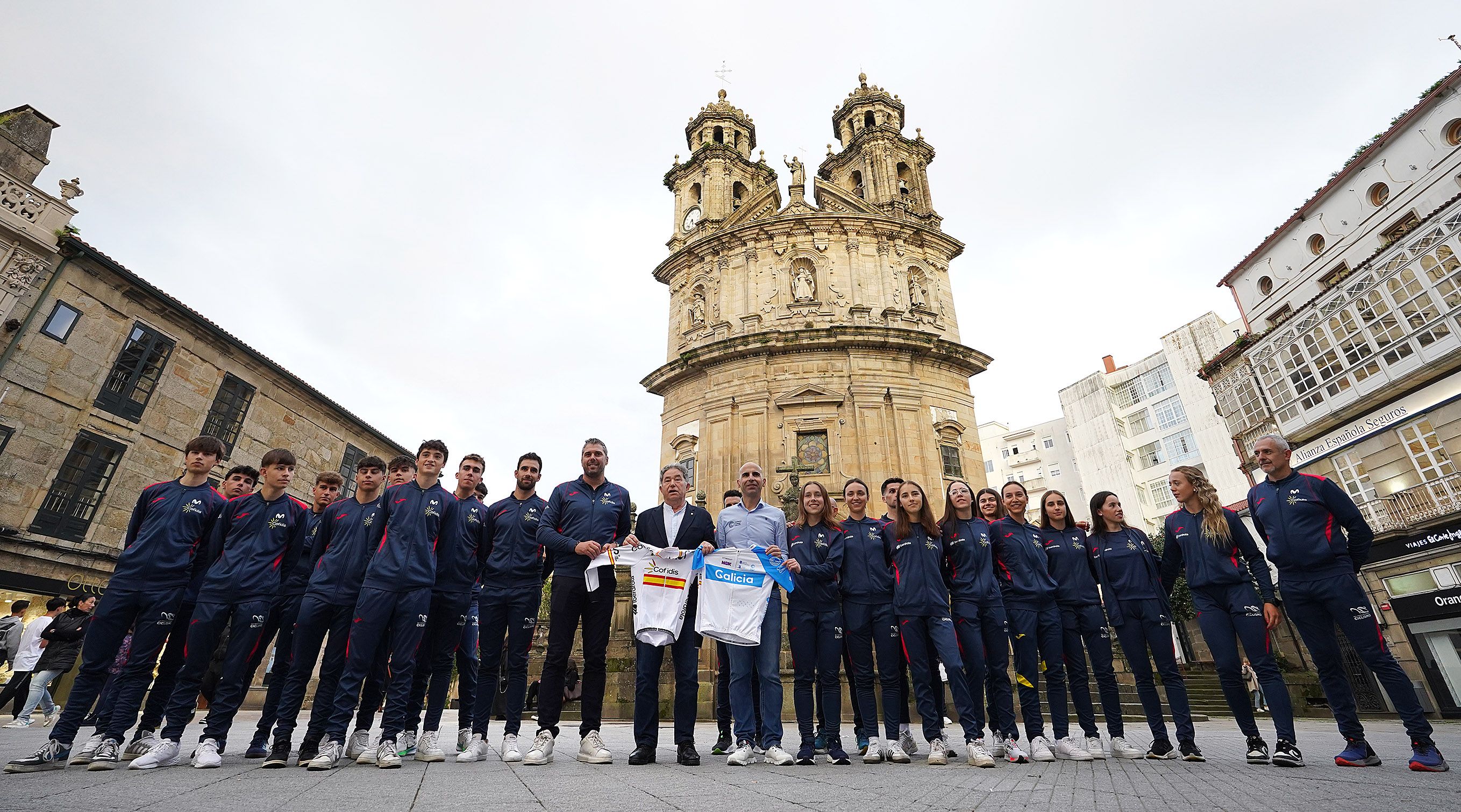 Recepción a los ciclistas españoles que participan en el Europeo de Ciclocrós