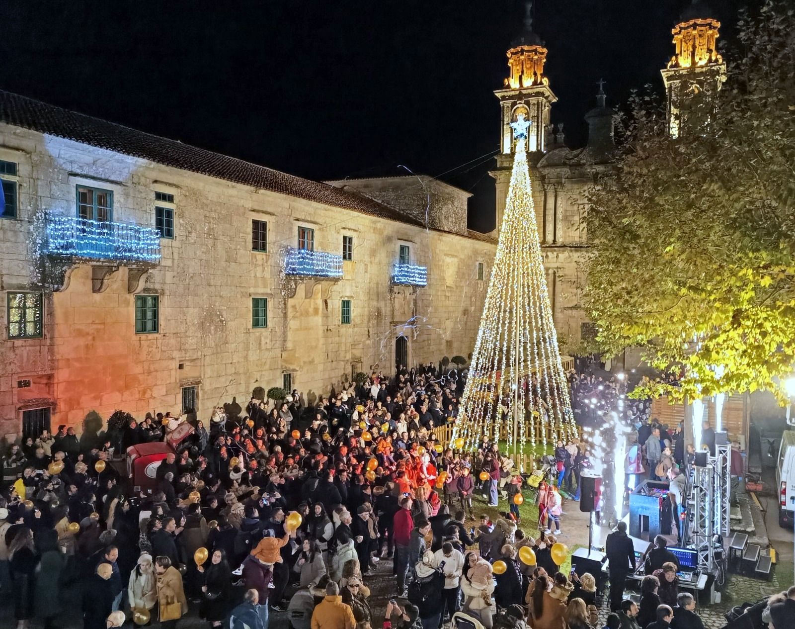 La Praza do Mosteiro de Poio acogerá el inicio de las fiestas navideñas