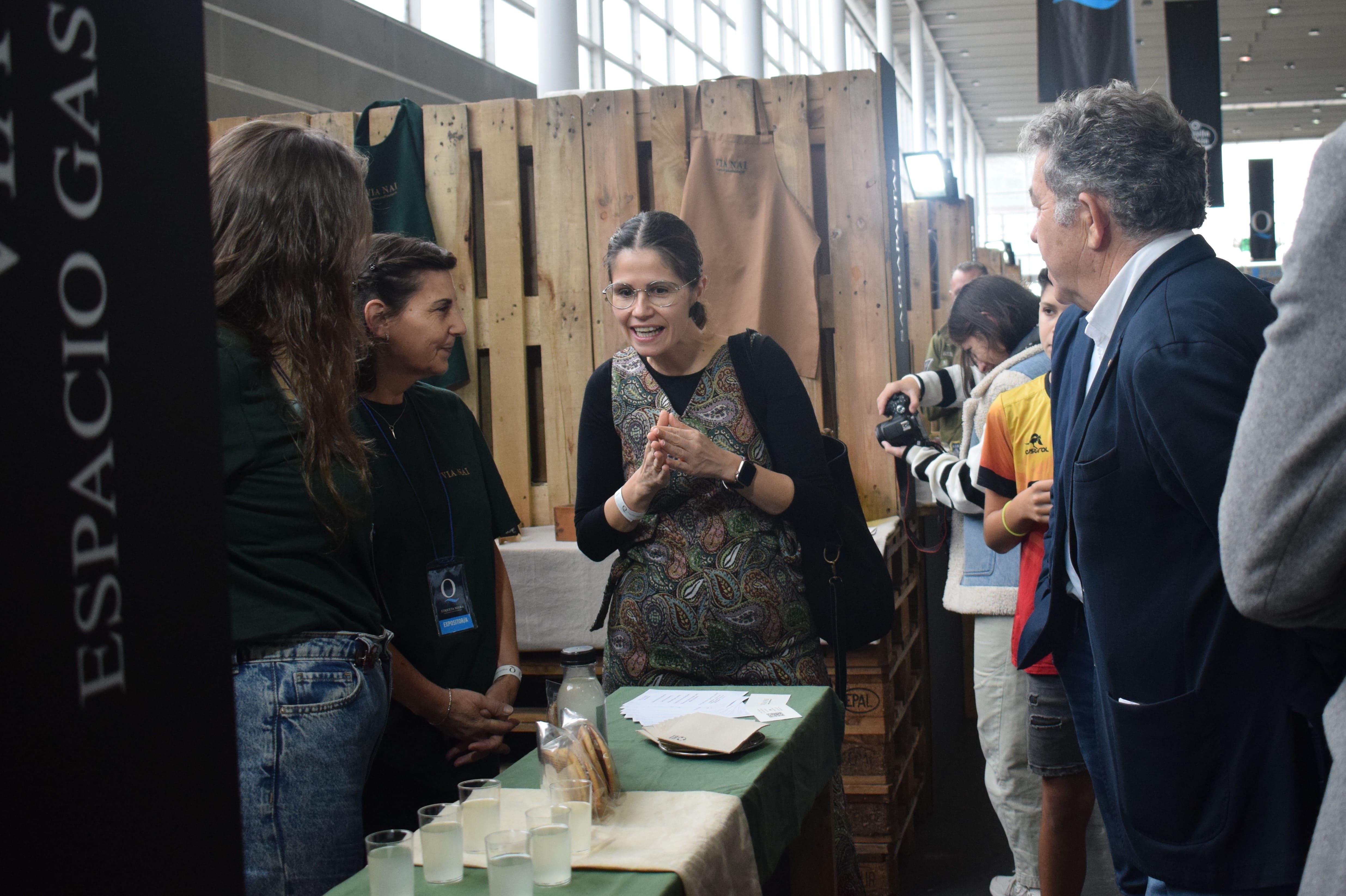 Octava edición de la feria Etiqueta Negra