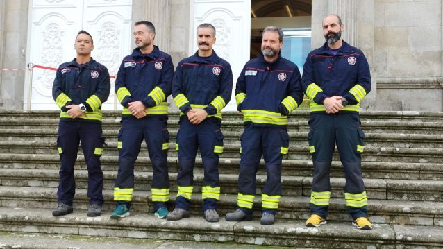 Bombeiros do Consorcio Provincial que acudiron a Valencia trala DANA